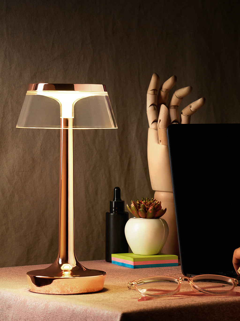 Shop Ligero Rose Gold Wireless Table Lamp Online Rosha India