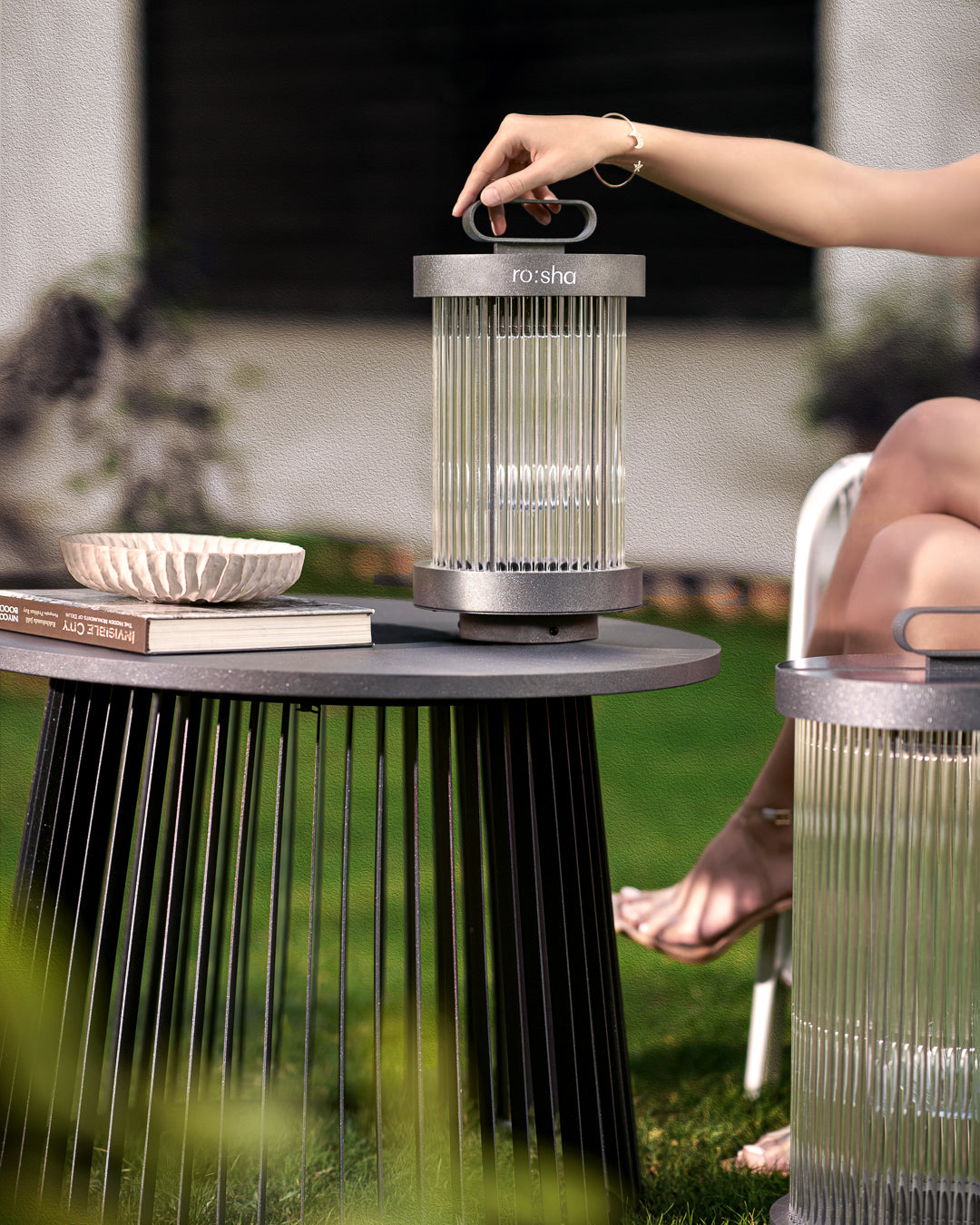 Solis Solar Table