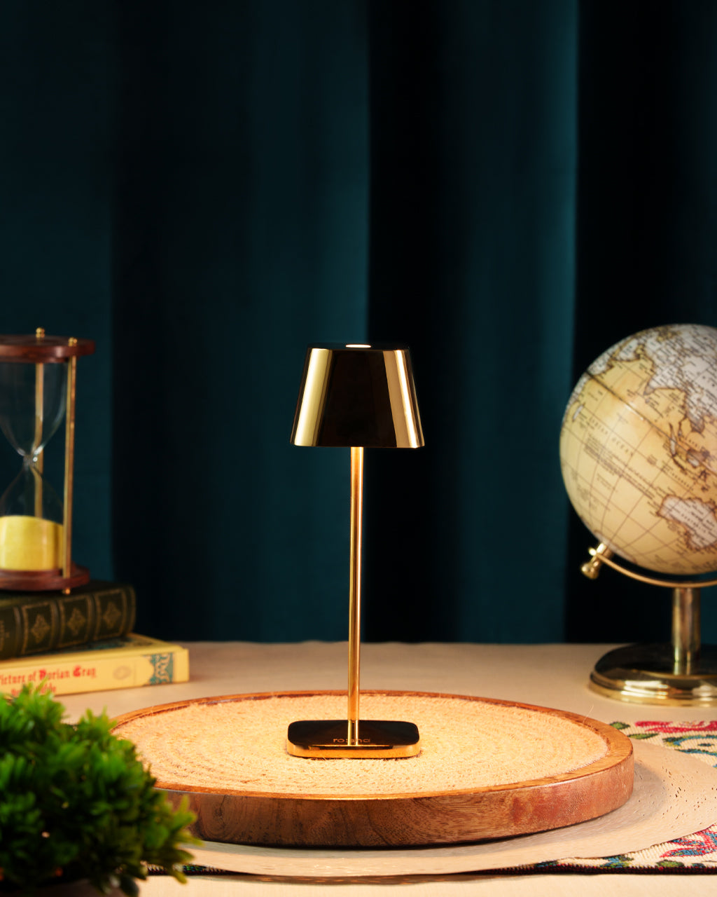 Pluto Gold